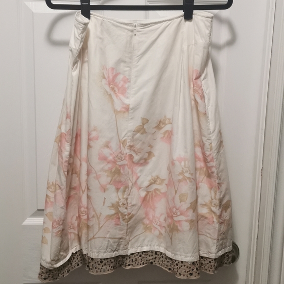 Spanner - Floral Watercolour, A Line Skirt, Fully Lined with Pockets, Size 8 - Picture 2 of 7